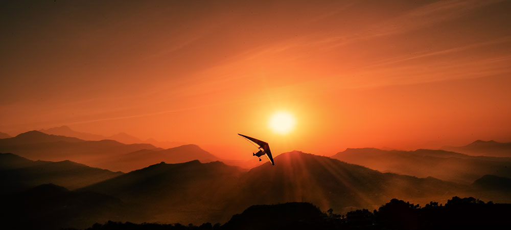 Experience sunrise at Sarangkot. Catch a bird’s eye view of Pokhara Valley early morning.
